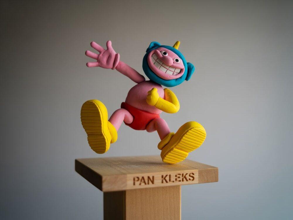 Kolorowa postać Pan Kleks z plasteliny