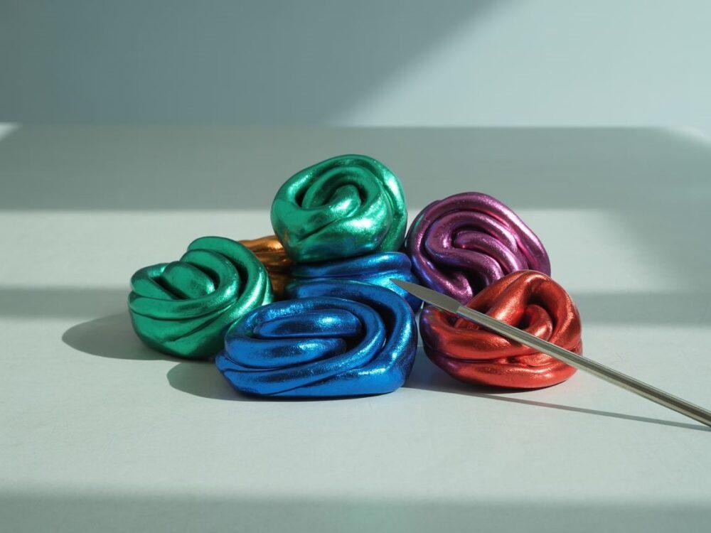 kolorowa plastelina z połyskiem