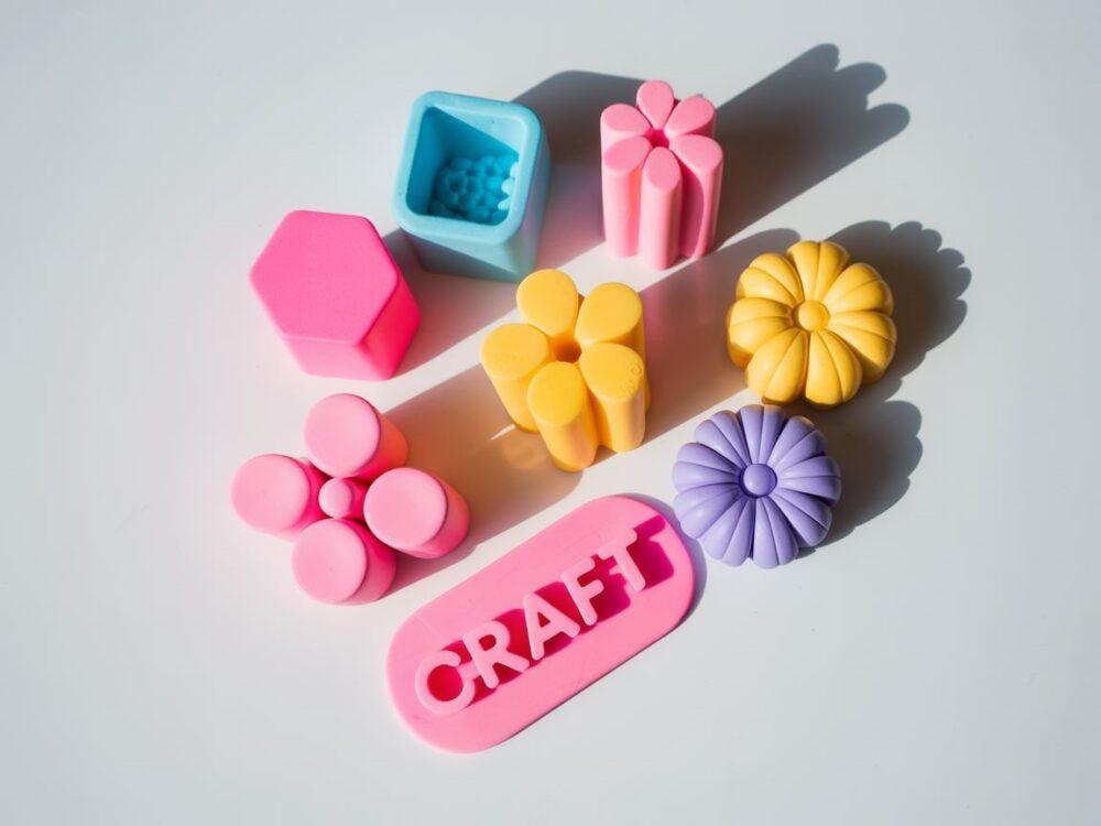 kolorowe foremki do modeliny