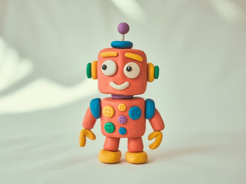 kolorowy robot z modeliny