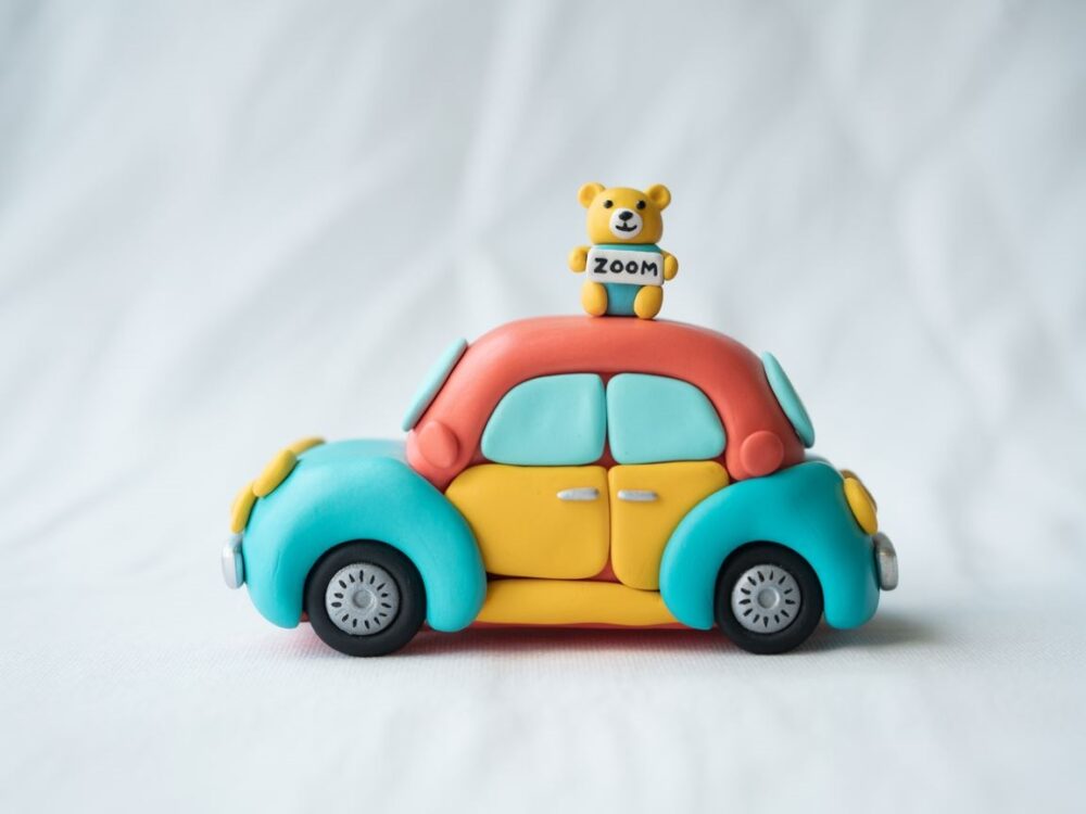 model auta z masy plastycznej