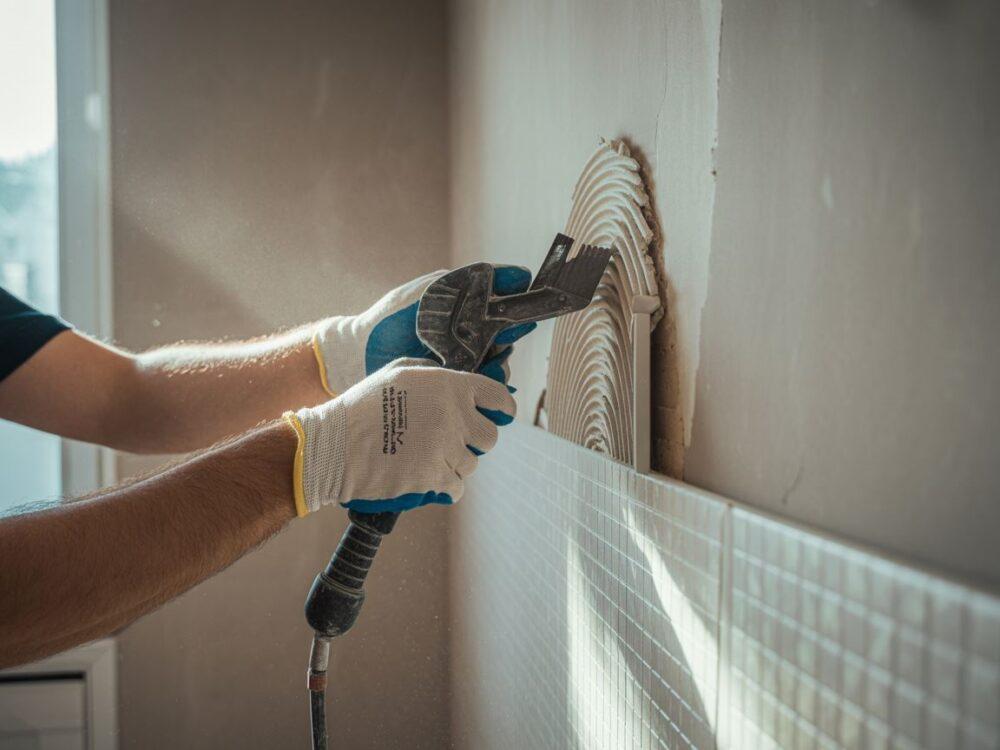 removing wall tiles